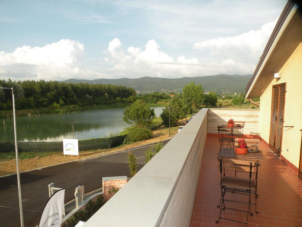 Cameracaffe Sul Lago Ареццо Номер фото